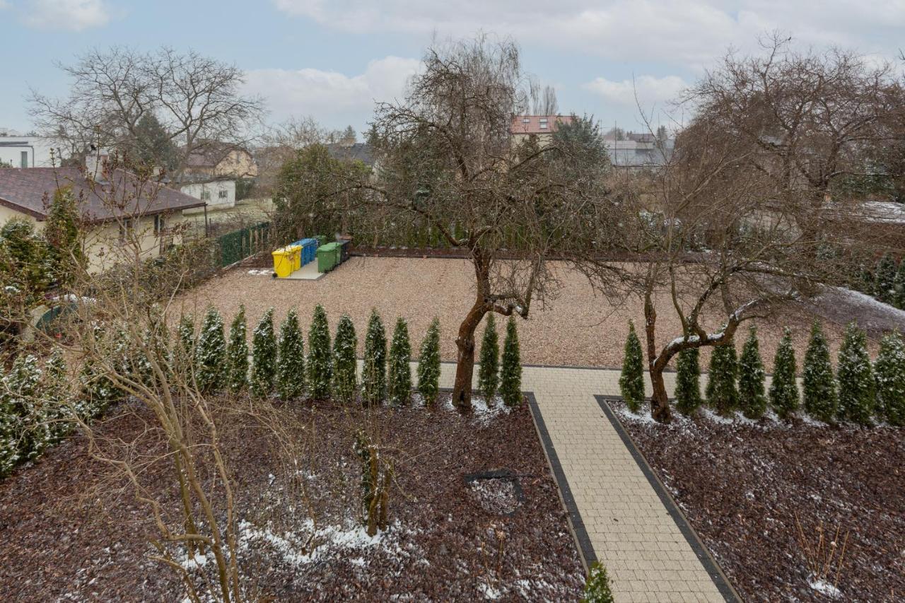 Apartment Kruszynska Bemowo By Renters Warsaw Exterior photo